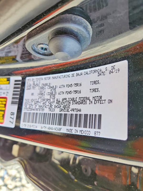 2019 TOYOTA TACOMA