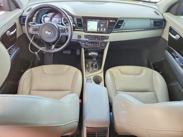 2017 KIA NIRO Touring / Touring Tech