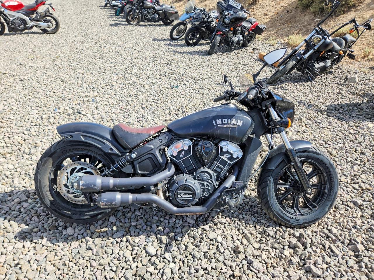 2018 INDIAN MOTORCYCLE CO. MOTORCYCLE — RSDT