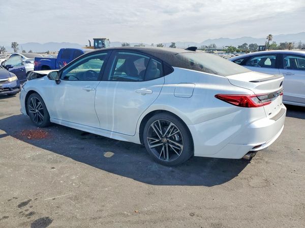 2025 TOYOTA CAMRY