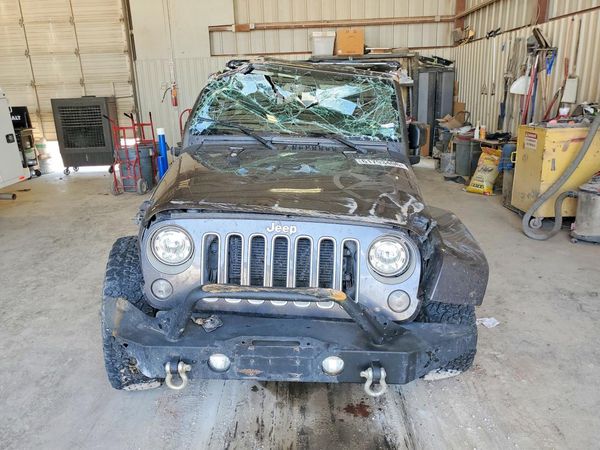 2017 JEEP WRANGLER UNLIMITED SAHARA 4X4