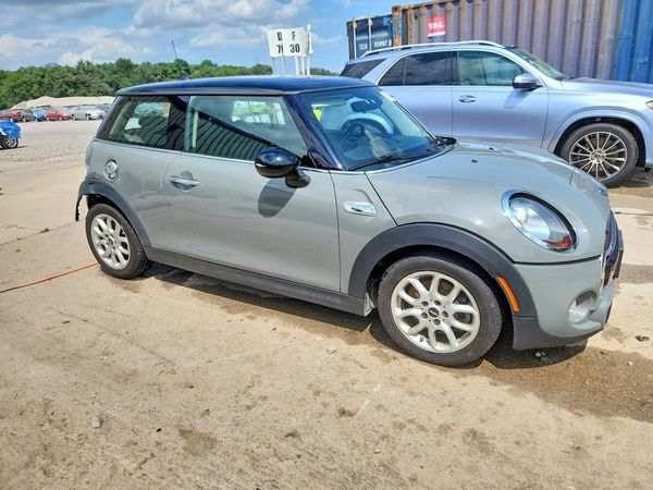 2015 MINI COOPER