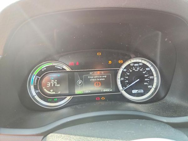 2017 KIA NIRO FE / LX / LX Tech