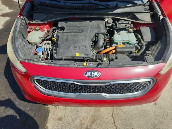 2017 KIA NIRO FE / LX / LX Tech