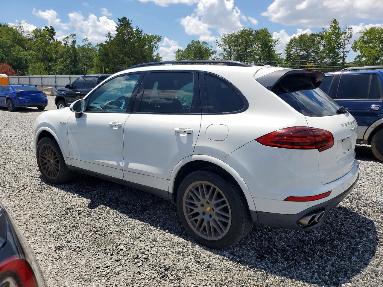 2017 PORSCHE CAYENNE E-Hybrid