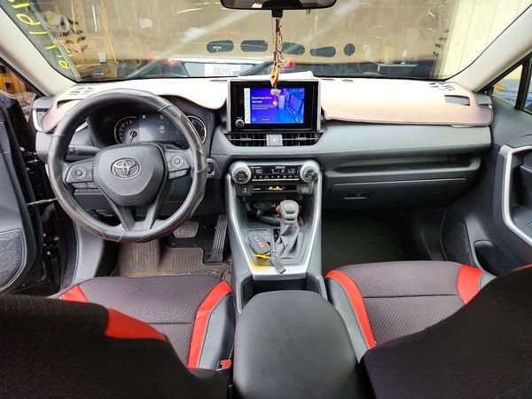 2025 TOYOTA RAV4