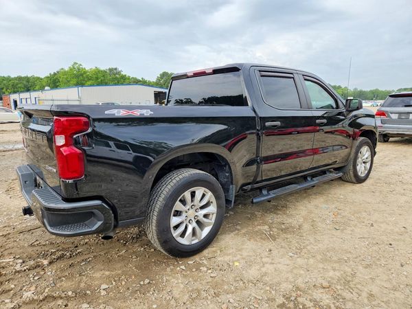 2021 CHEVROLET SILVERADO Custom