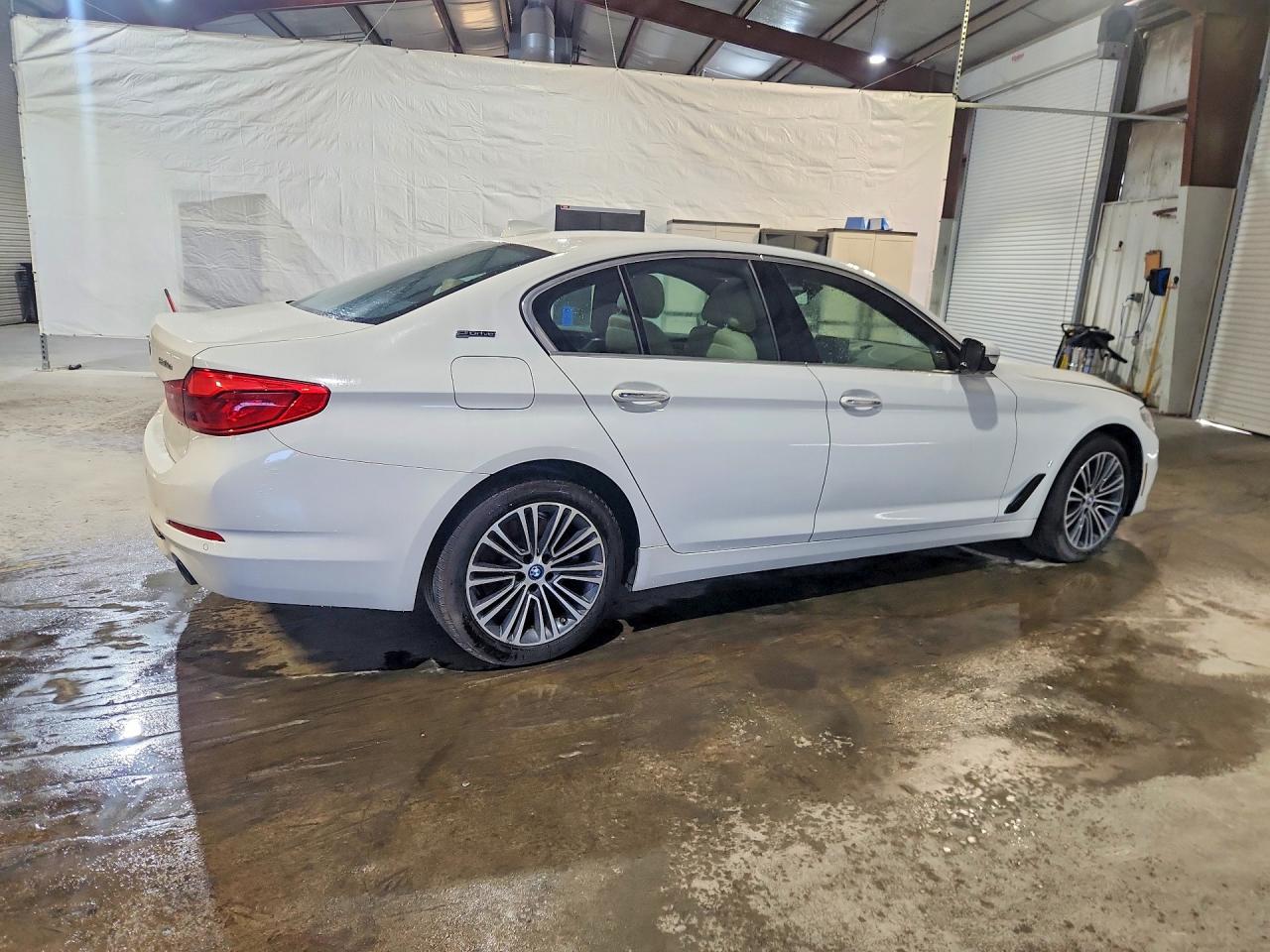 2018 BMW 530XE xDrive