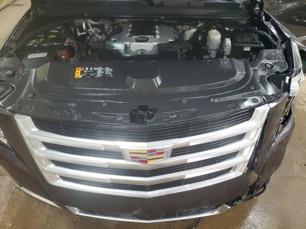 2017 CADILLAC ESCALADE