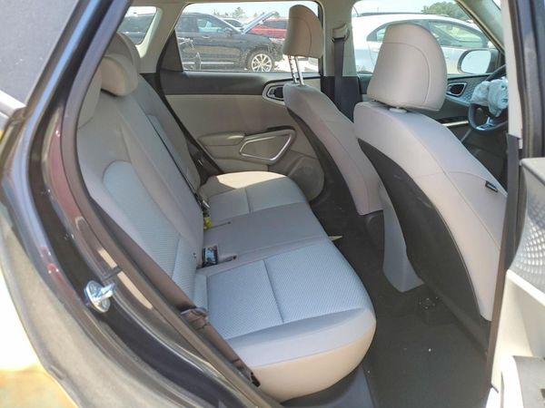 2024 KIA SOUL LX, S
