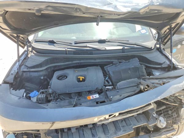 2024 KIA SOUL LX, S
