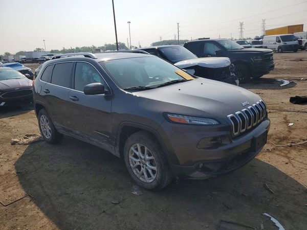 2015 JEEP CHEROKEE LATITUDE 4X4