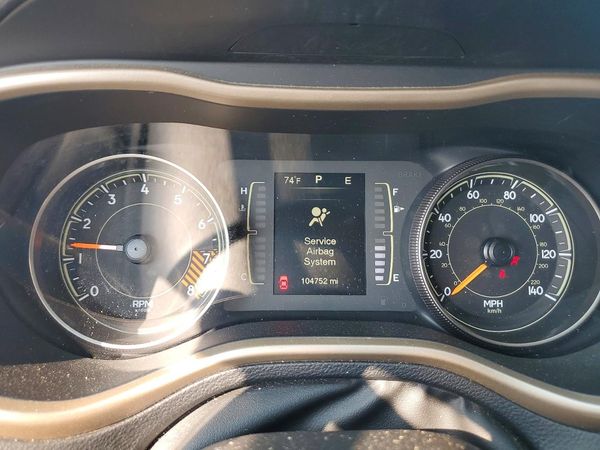 2015 JEEP CHEROKEE LATITUDE 4X4
