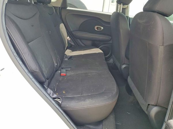 2015 KIA SOUL GL(Middle-low grade)