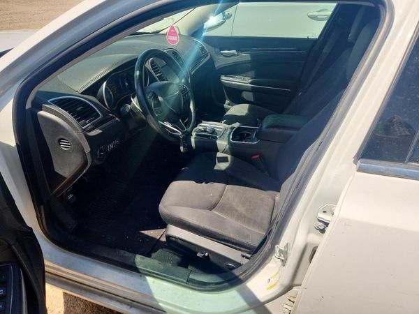 2018 CHRYSLER 300