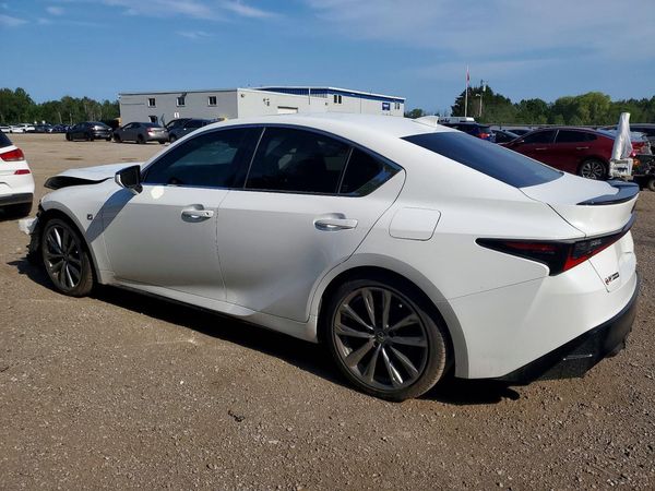 2021 LEXUS IS