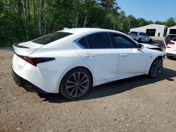 2021 LEXUS IS