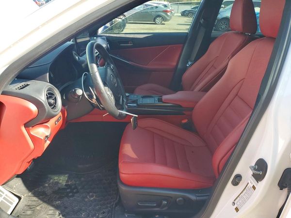 2021 LEXUS IS