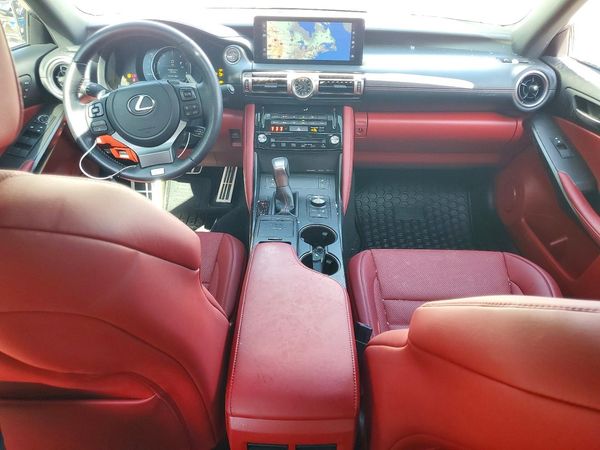 2021 LEXUS IS