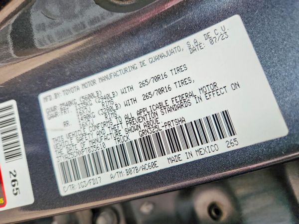2023 TOYOTA TACOMA SR5