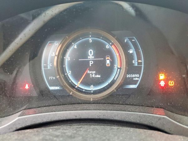 2016 LEXUS IS 200t