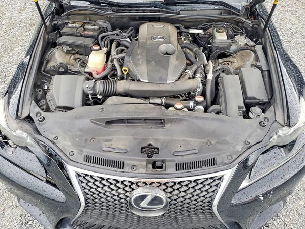 2016 LEXUS IS 200t