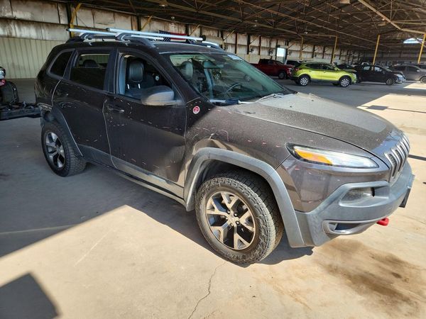 2015 JEEP CHEROKEE TRAILHAWK 4X4