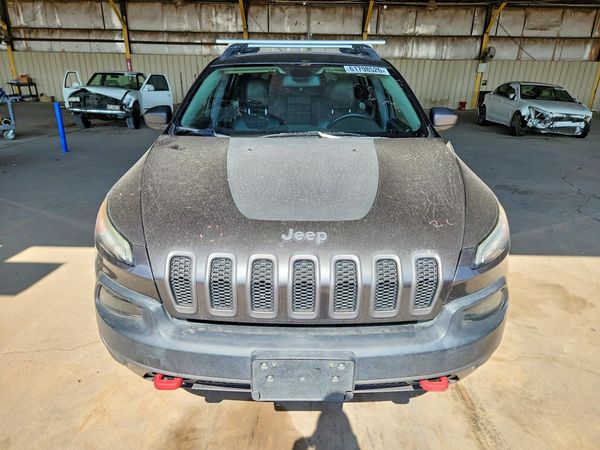 2015 JEEP CHEROKEE TRAILHAWK 4X4