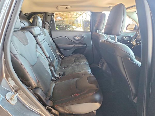 2015 JEEP CHEROKEE TRAILHAWK 4X4