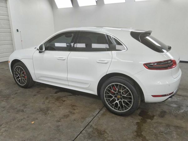 2015 PORSCHE MACAN