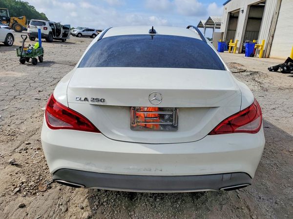 2017 MERCEDES-BENZ CLA
