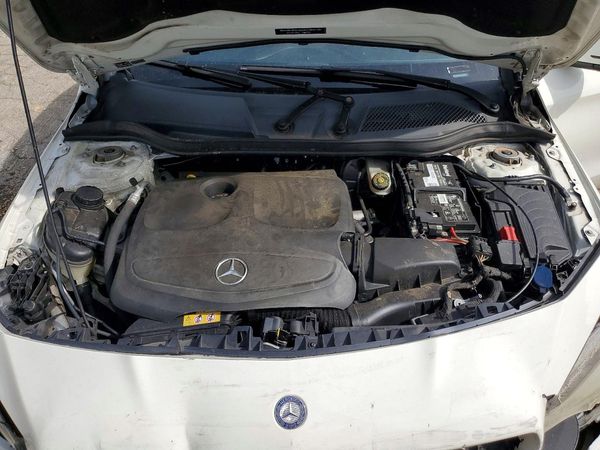 2017 MERCEDES-BENZ CLA