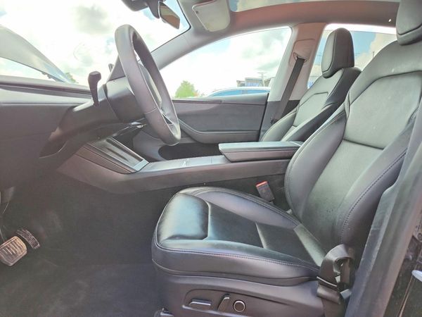 2026 TESLA MODEL Y — DENT