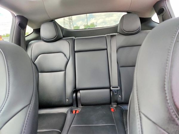 2026 TESLA MODEL Y — SUVN