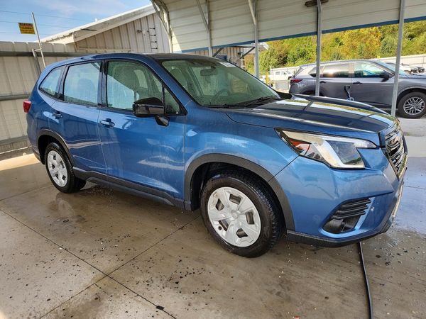 2023 SUBARU FORESTER Base ES