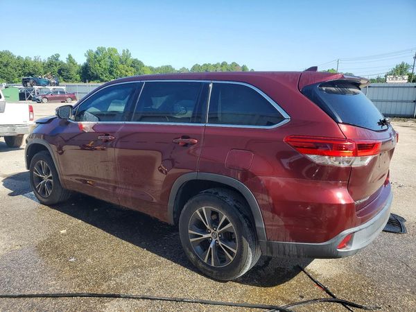 2017 TOYOTA HIGHLANDER