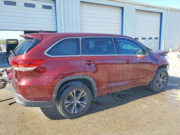 2017 TOYOTA HIGHLANDER