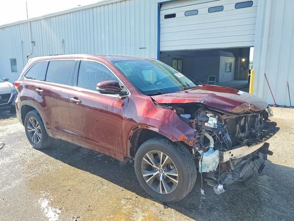 2017 TOYOTA HIGHLANDER