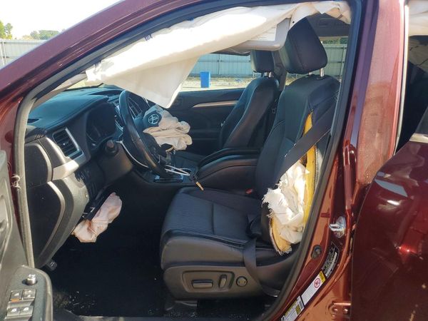 2017 TOYOTA HIGHLANDER