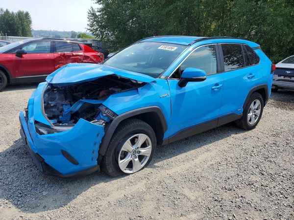 2019 TOYOTA RAV4 LE HV 4WD