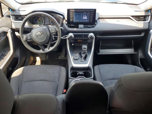 2019 TOYOTA RAV4 LE HV 4WD