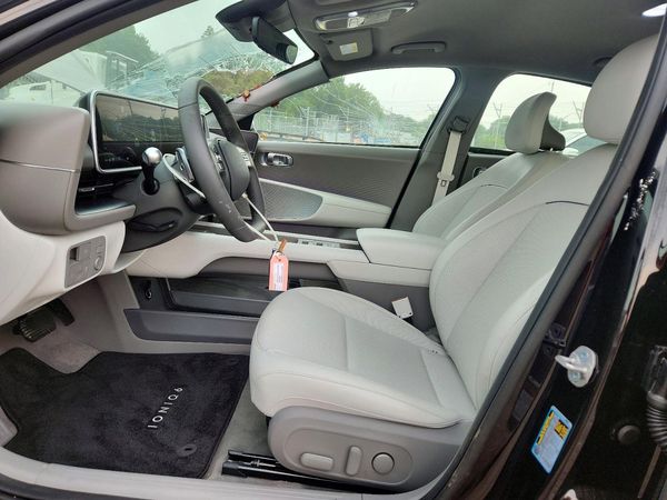 2025 HYUNDAI IONIQ 6