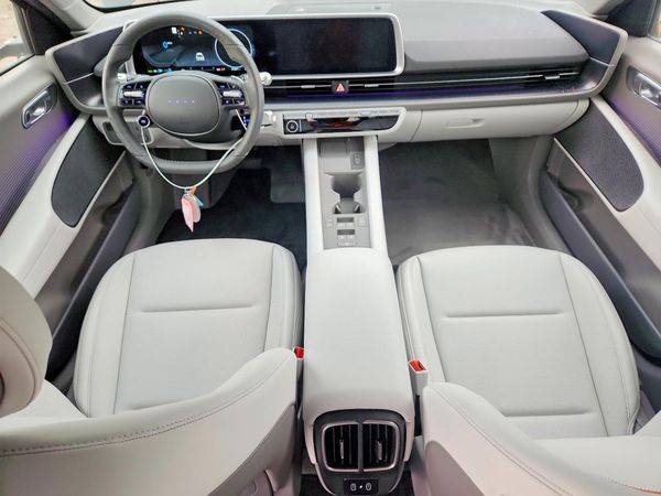 2025 HYUNDAI IONIQ 6