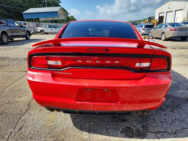 2014 DODGE CHARGER SE RWD
