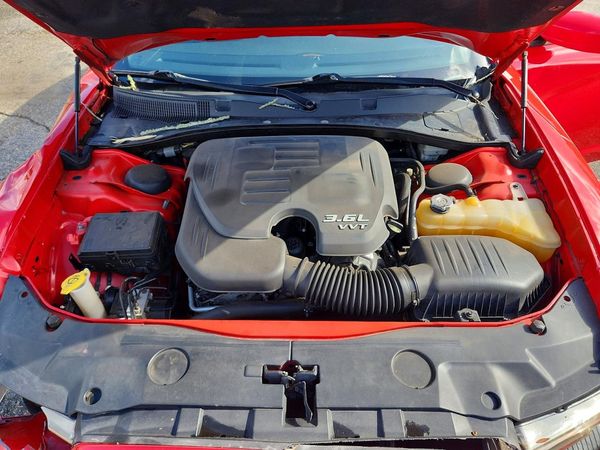 2014 DODGE CHARGER SE RWD