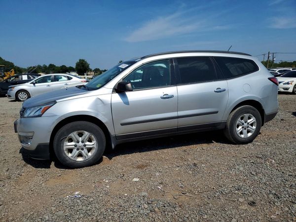 2015 CHEVROLET TRAVERSE LS