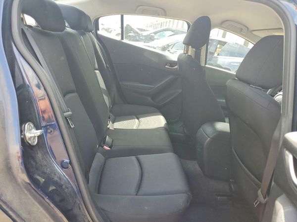 2014 MAZDA 3 SV/Base