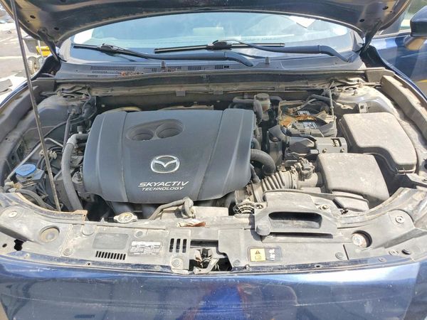 2014 MAZDA 3 SV/Base