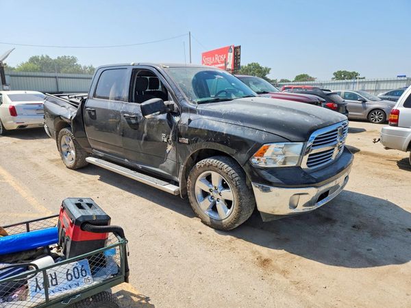 2019 RAM 1500 CLASSIC SLT