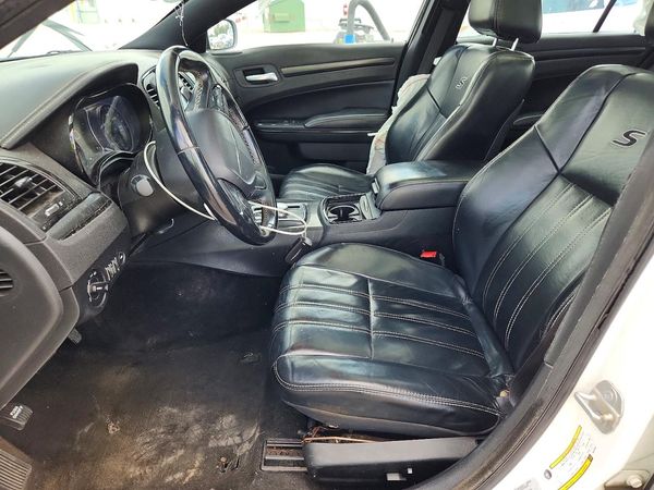 2016 CHRYSLER 300